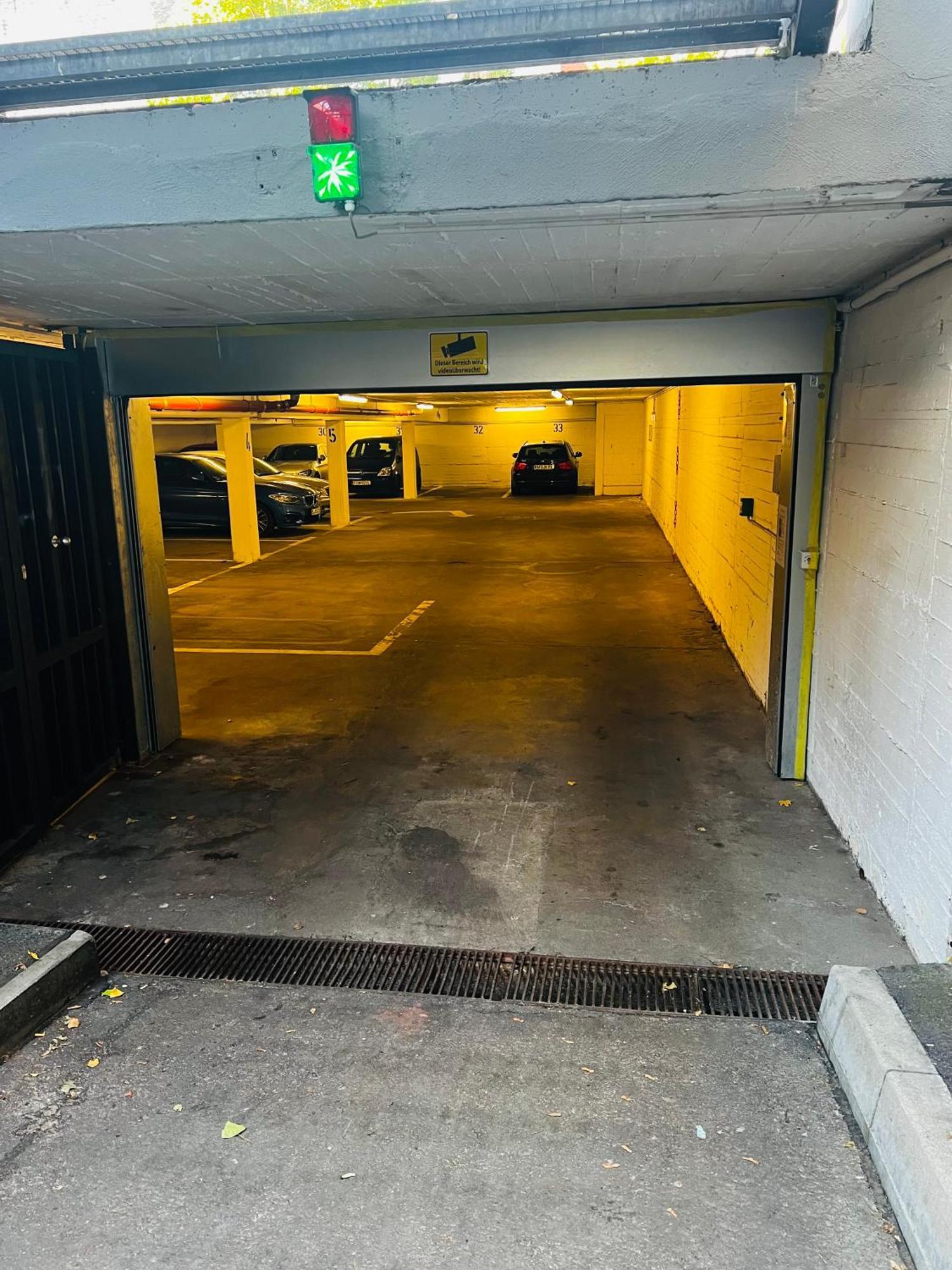 Ladenwohnung In Kreuzberg Mit Parkplatz In Einer Tiefgarage Berlín Exterior foto