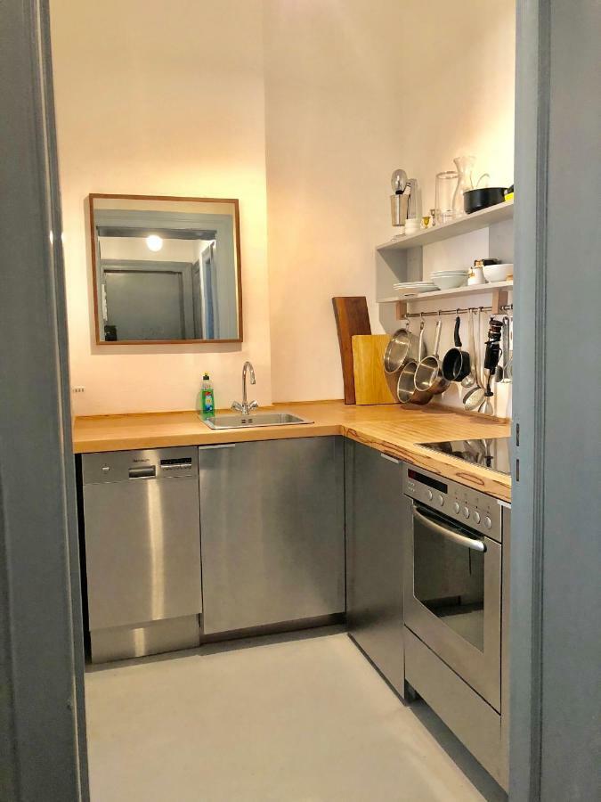 Ladenwohnung In Kreuzberg Mit Parkplatz In Einer Tiefgarage Berlín Exterior foto